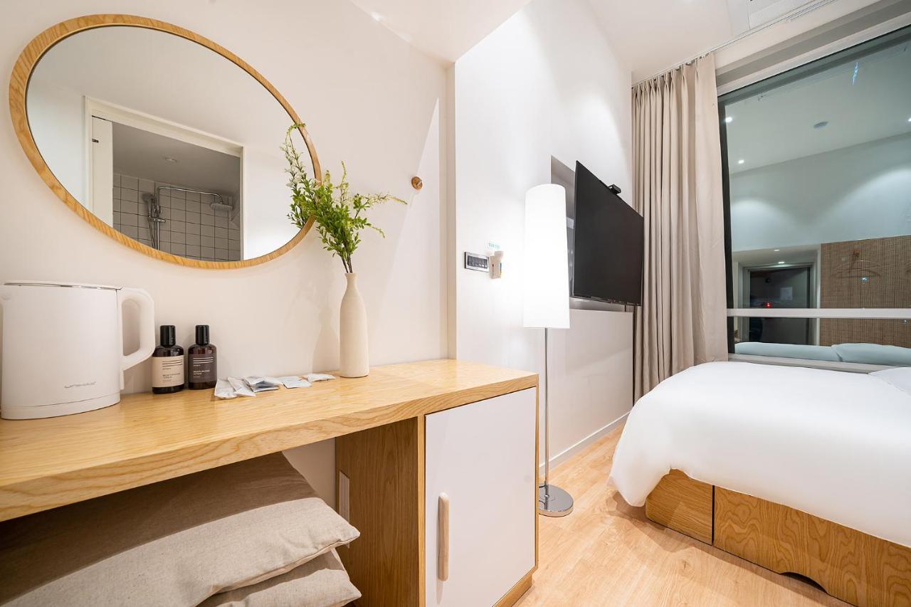 Aank Hotel Hongdae Seoul Exterior photo