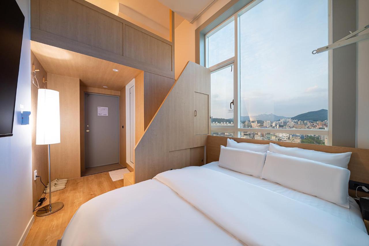 Aank Hotel Hongdae Seoul Exterior photo